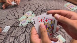 Luật chơi Liêng chi tiết từ A - Z